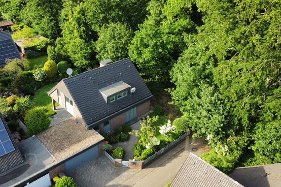 KR: WUNDERSCHÖNES EFH IN TOP ZUSTAND DIREKT AM FORSTWALD ZU KAUFEN