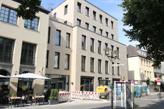 376m² BEGEHRTE BÜROFLÄCHE IM NEUBAU MIT BLICK IN PARK