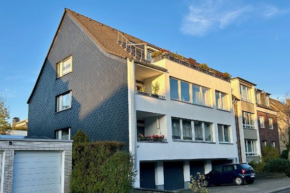 Schmuckstück mit Einzelgarage in Düsseldorf Flehe und für den Erwerber provisionsfrei!